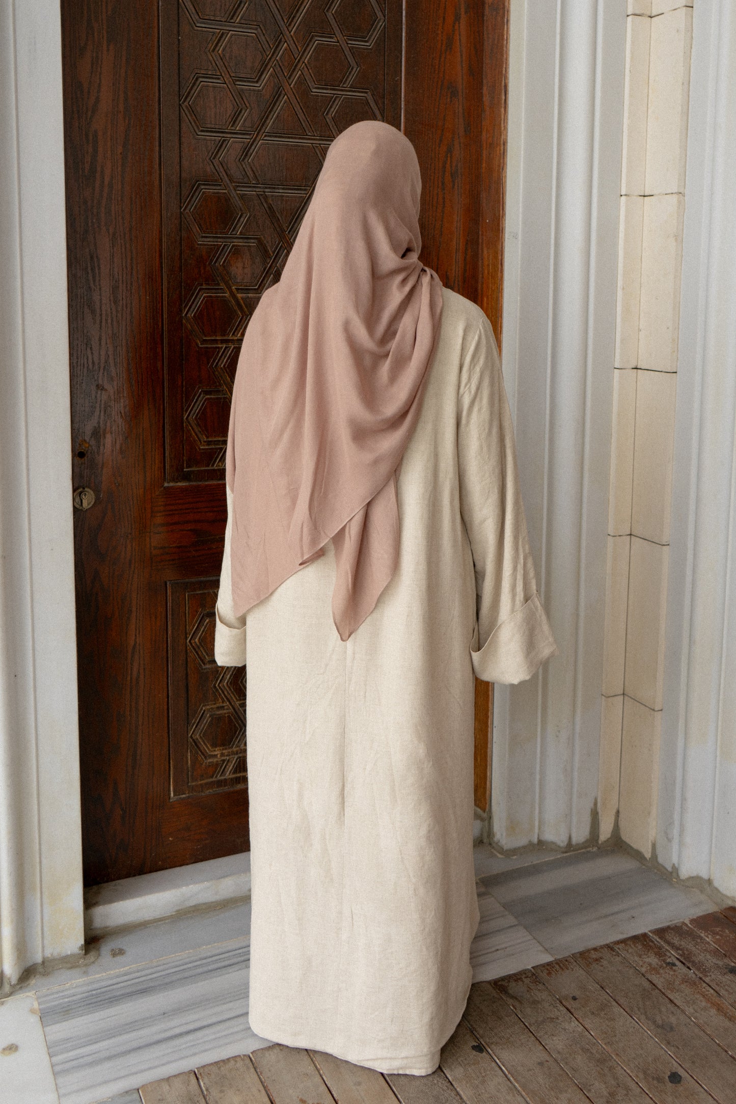 The Linen Abaya