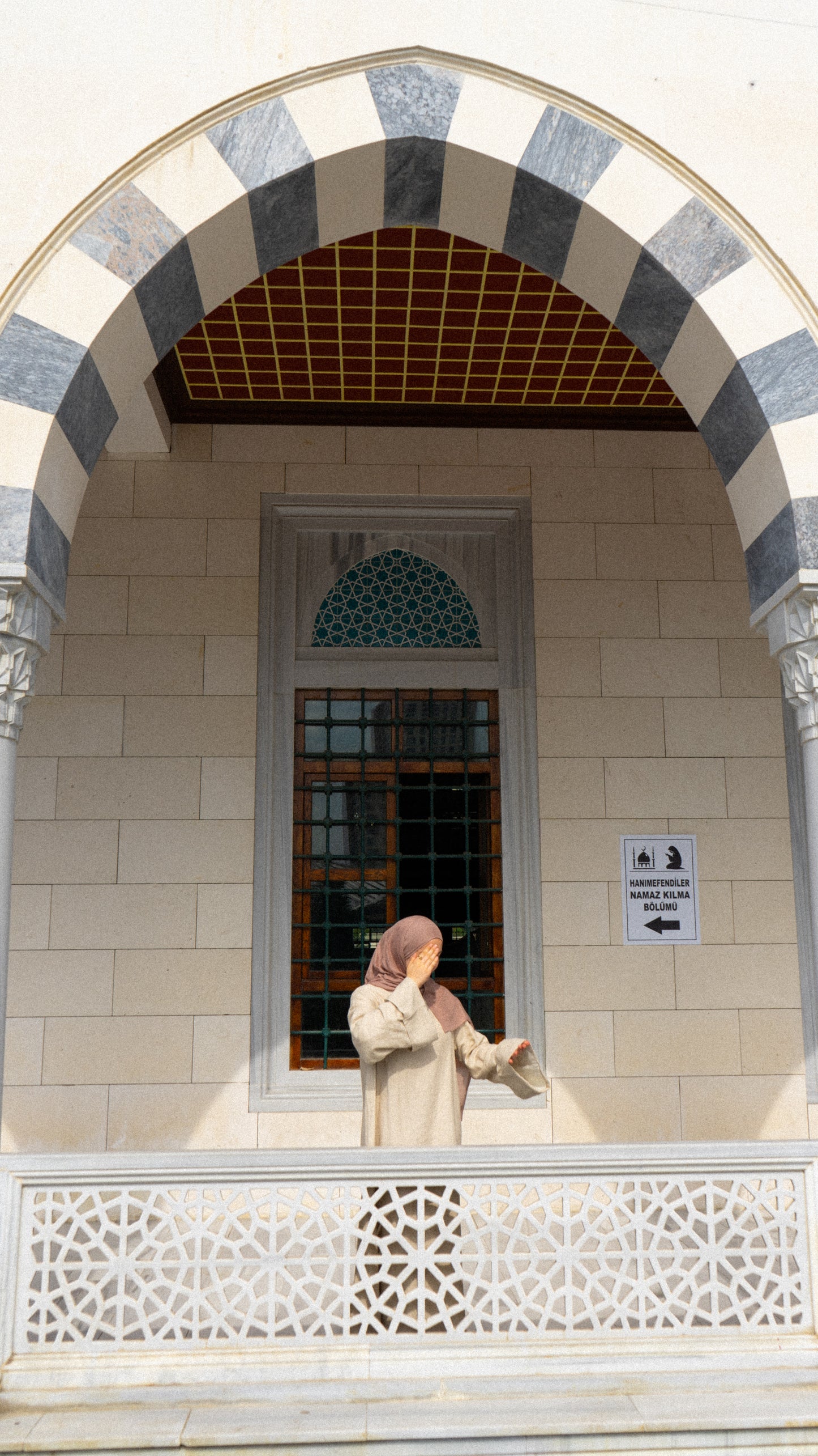 The Linen Abaya