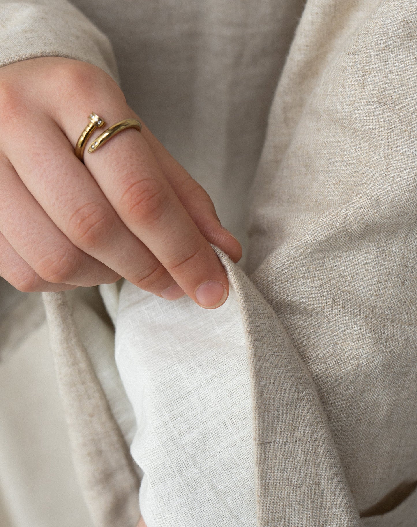 The Linen Abaya