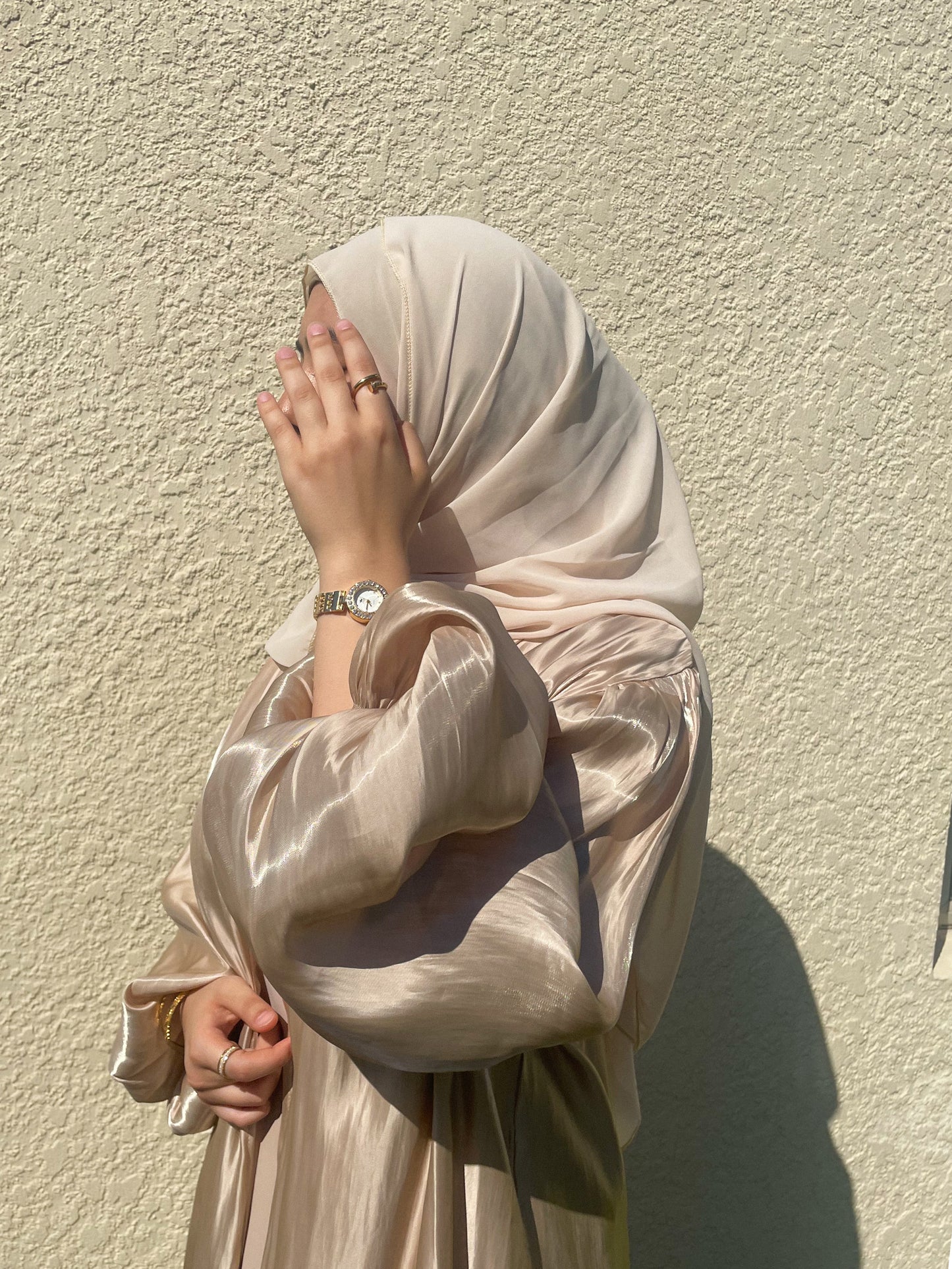 Iliana Abayah - Gold