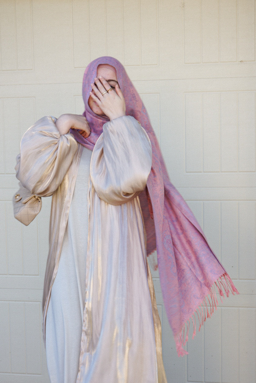 Iliana Abayah - Gold